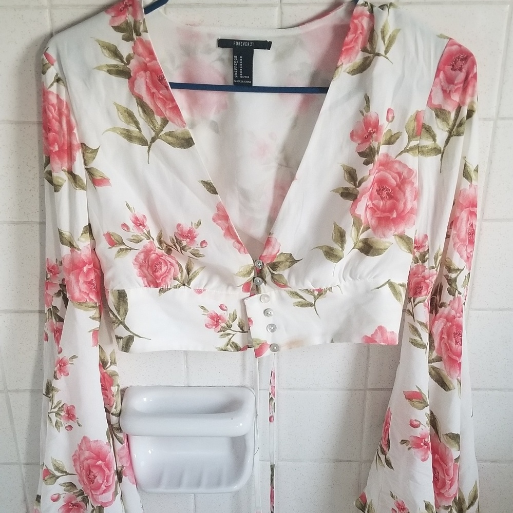 Flower Bell Sleeve Crop Top